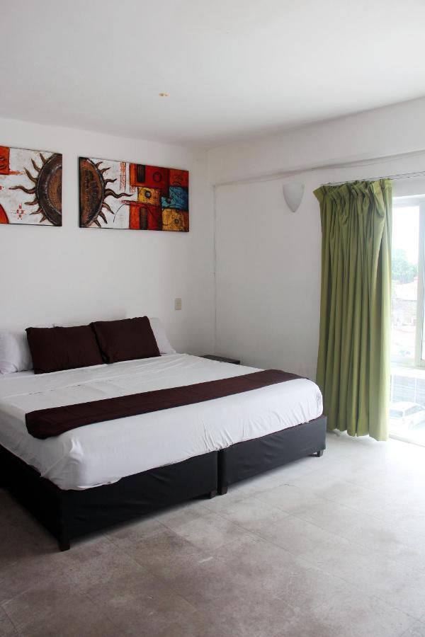Hotel & Hostal Casa De Luz Cancun Ngoại thất bức ảnh