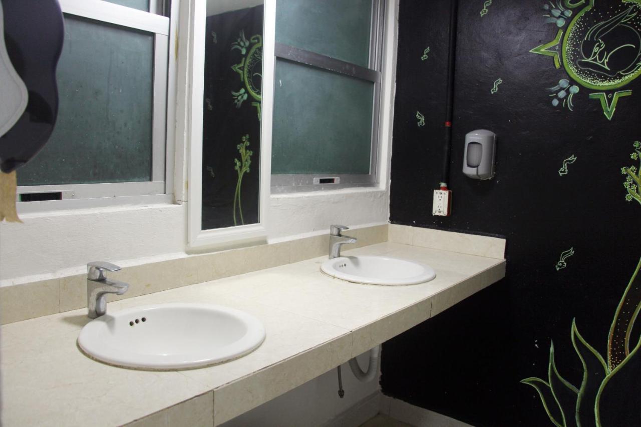 Hotel & Hostal Casa De Luz Cancun Ngoại thất bức ảnh